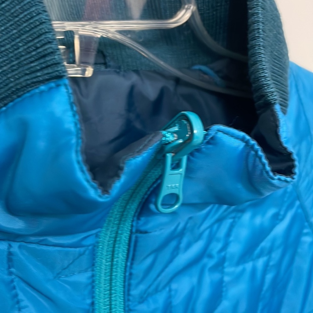 Helly Hansen Reversible Thinsulate Jacket In A Be… - image 8